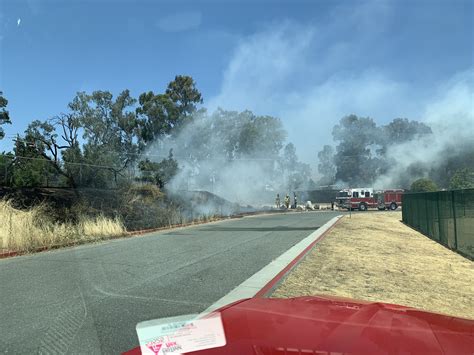 Fire in San Jose causes 'heavy traffic' on Hwy 101